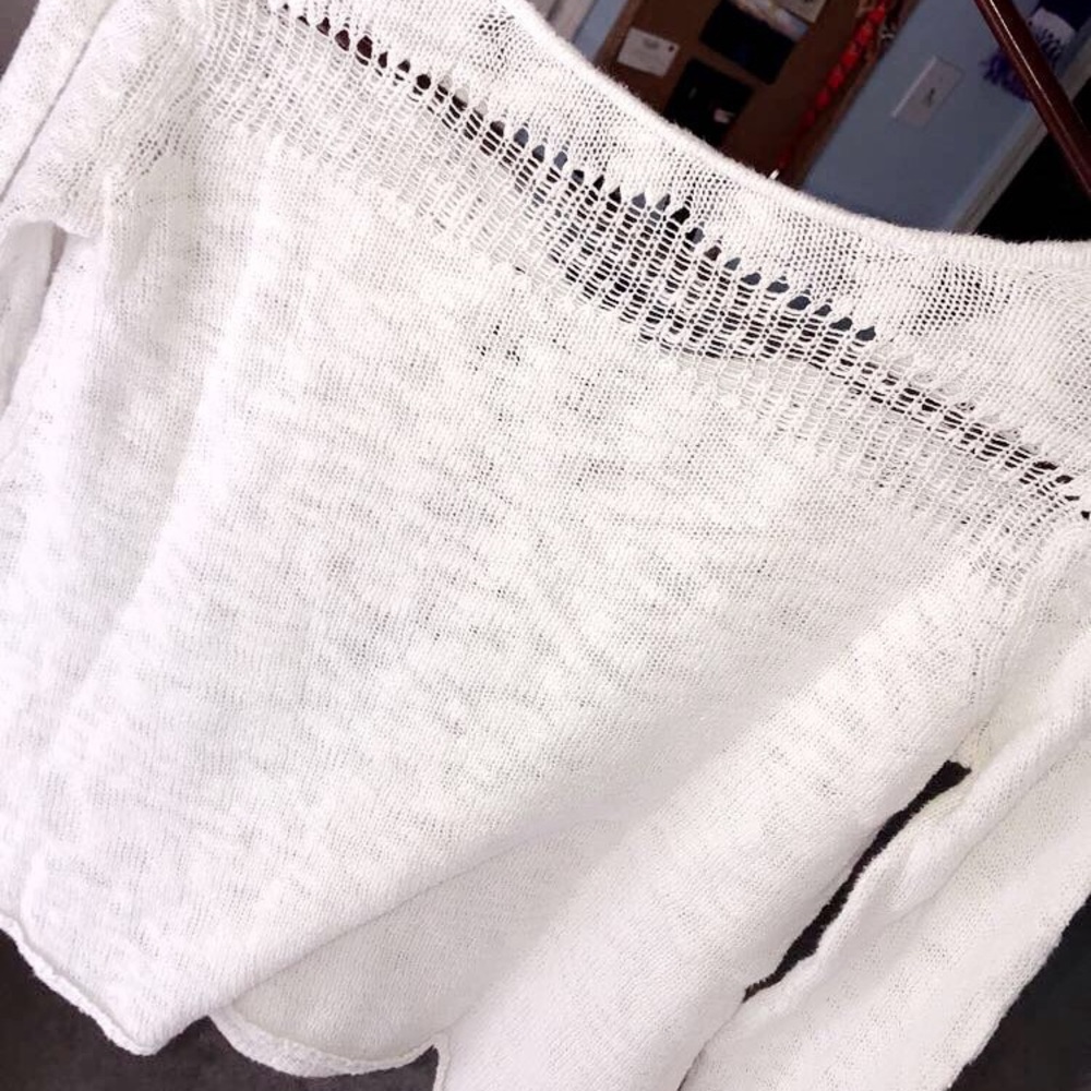 White summer long sleeve top